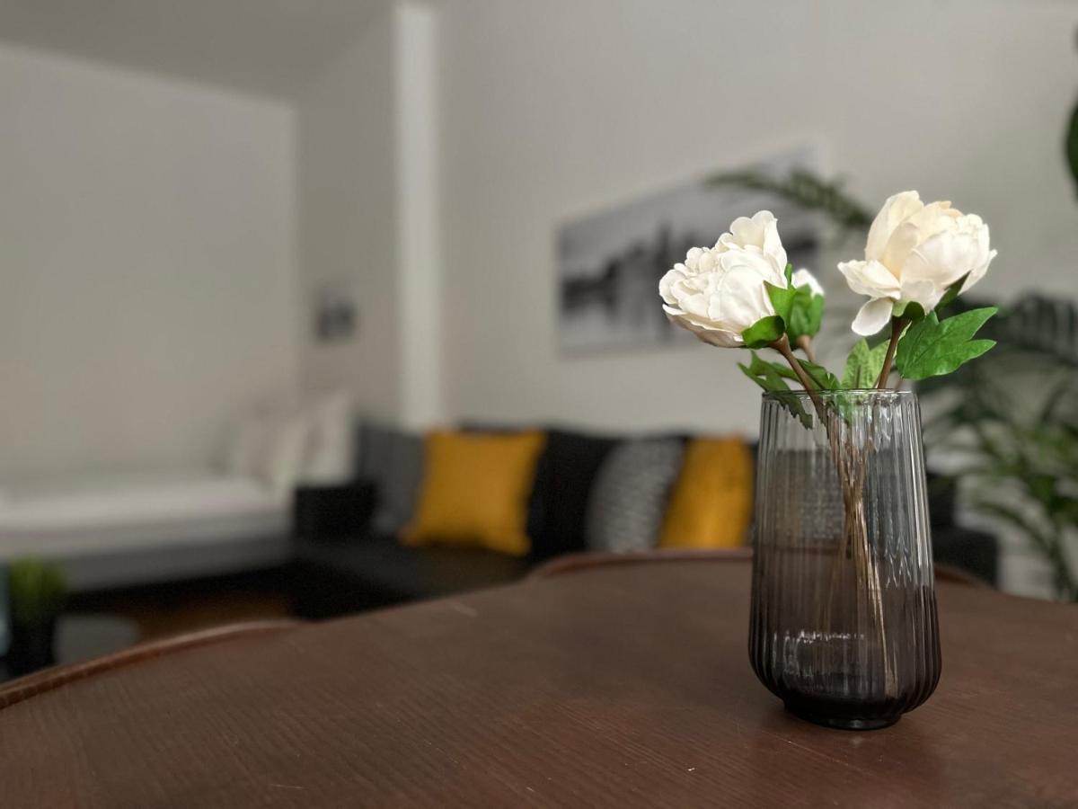 Standard Apartment By Hi5 - Petofi 12 부다페스트 외부 사진